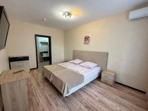 Tryokhkomnatnaya S Vidom Na More V 100 Metrakh Naberezhnaya Flat