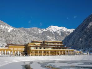 Qafqaz Tufandag Mountain Resort Hotel