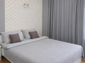 Na Serpukhovskoy Ulitse Flat