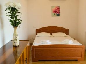 S Dobroy I Myagkoy Enepgetikoj Amango Apartments