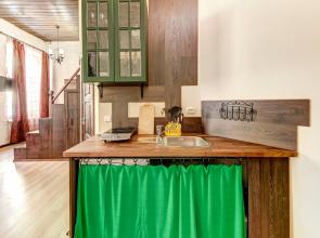 Dvuhurovnevyie V Tsentre Apartments