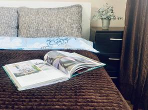 Samaraparts Odnokomnatnaya Vozle Naberezhnoy Flat