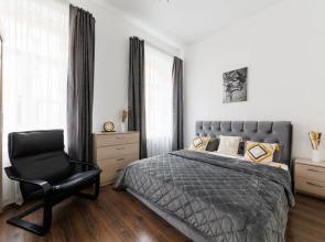 U Kazanskogo Sobora DereMRents Apartments