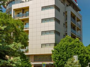 Grand Valentina Hotel