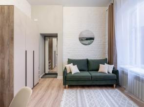 Komfortnaya Studiya S Dizaynerskim Remontom Flat