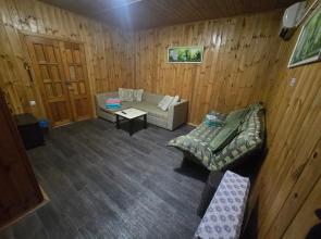 Komnata U Morya 5 Apartments