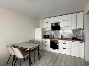 Na Komsomolskoy Flat