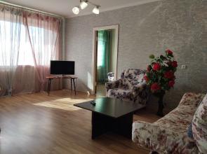 U Avto I Zhd Vokzalov Flat