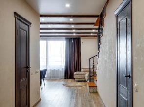 182 v Sovremennom Zhk Familiya Delyuks Apartments