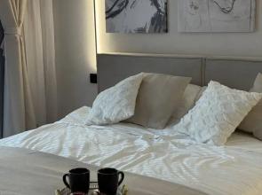 Novaya v Samom Tsentre Rostova-Na-Donu v Dome Biznes-Klassa Flat