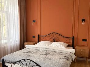 V Tsentre Goroda Flat