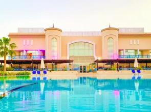 Ivy Cyrene Island Aqua Park Resort