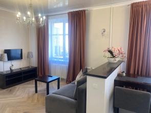 Prospekt Nezavisimosti 48 Apartments