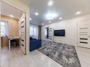 Dvukhkomnatnaya V Tsentre Goroda Flat