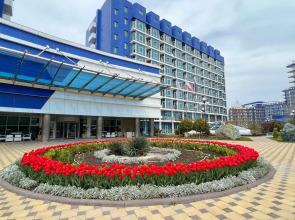 Aquamarine Resort & Spa