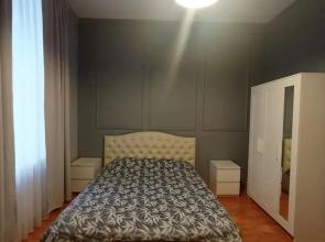 V Vyderzhannom Klassicheskom Stile Flat