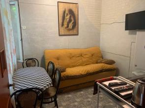 Status na Kirova 10 v Yalte Apartment 1