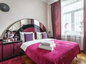 Lyuks Chetyrekhkomnatnye Apartments