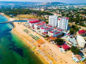 VIP On The Beach Apartments 1