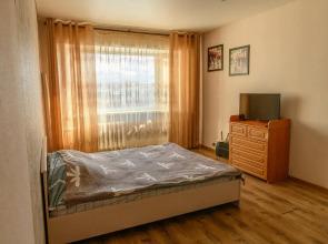 Flat Na Narovchatova 17 Kv 35