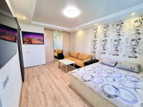 Na Bulvare Nepokorennykh 65 Apartments