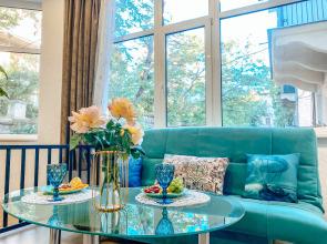 Happiness Live in the center of Sevastopol Apartment