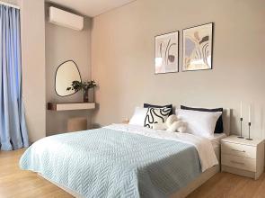 S Basseynom I Ryadom S Morem Apartments