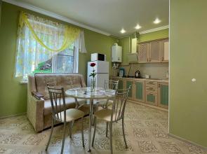 Ryadom S Kislovodskim Parkom Apartments