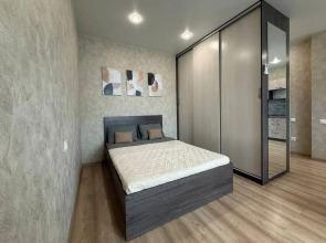 Novaya Studiya Ryadom S Akvaparkom Flat