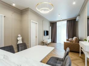 Shikarnye S Sovremennym Remontom Yalta Plaza Holydais Apartments