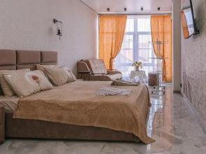 Studiya Chetyrekhmestnaya Flat