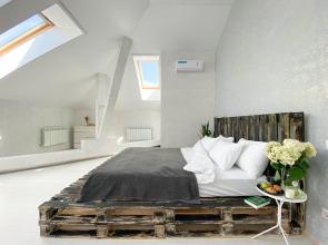 Mansarda v istoricheskom tsentre Apartments