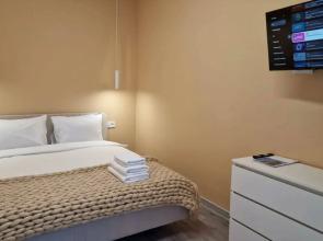 Dvukhkomnatnaya S Remontom I Novoy Tekhnikoy Flat