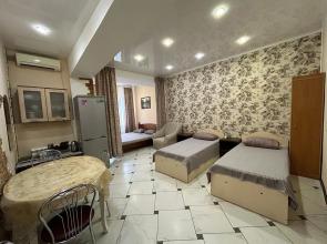 Semeynaya Studiya Flat