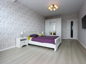 Roskoshnaya Dvukhkomnatnaya s Vidom na More v Feodosii Flat