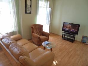 Na Bolshoy Morskoy Flat