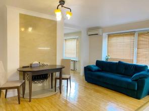 Na Sukhanova 5 V Tsentre Apartments