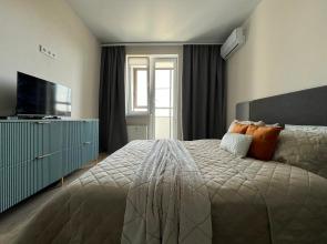 Yevro 2-kom Loginova 7/2-488 Apartments