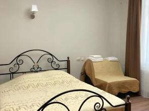 V 200 Metrakh Ot Parka Flat