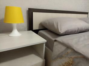 V spokoynom rayone goroda Flat