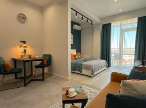 Akvadelyuks u morya, s bassejnom, SPA, plyazhem N1007 Apartments