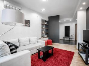 Vip 3-room on Pr-t Nezavisimosti, 30 Center Apartments