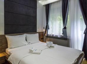 Central Park Residence Guest House