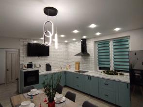 Na Tsvetochnoy Private House