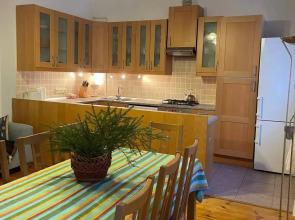 Atmosfernaya 3-Komnatnaya V Serdtse Peterburga Flat