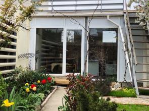 Na Shmidta Guest house