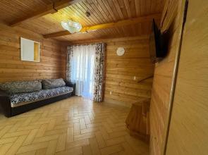 Na Ozere Bannoye Bungalow