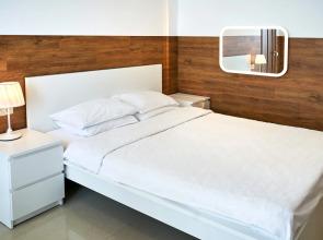 Apartments with sea view in Park Pobedy