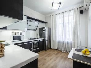 Na Bolshoy Sadovoy TSUM Flat