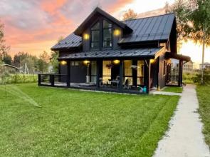 U bolshoy vody na Ruzskom vodokhranilische 206 Private house